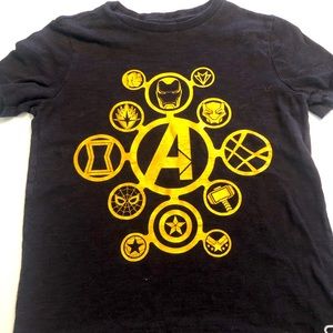 Gap Fit boys Marvel tee shirt 12
